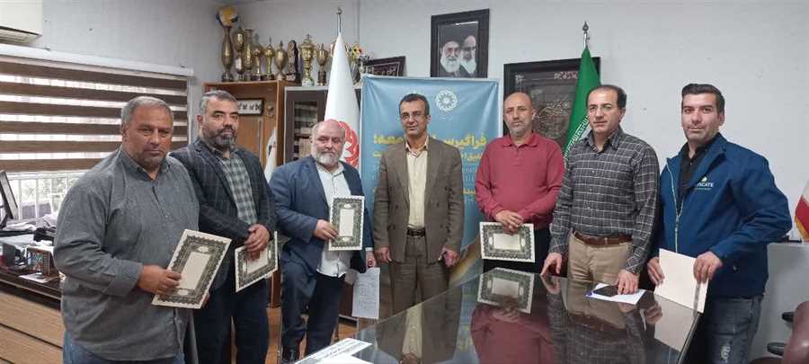 مراسم تقدیر از کارکنان دارای معلولیت در اداره بهزیستی بهشهر برگزار شد  