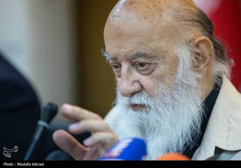 چمران: در تبعیت از رهبر و شهدا به خیابان آمدیم