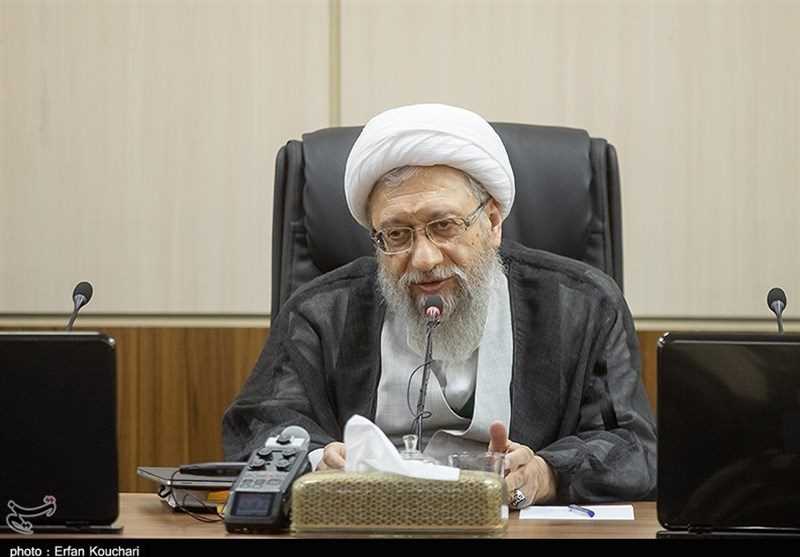 آیت الله آملی لاریجانی: انتقاد و مطالبه‌گری حق ملت است