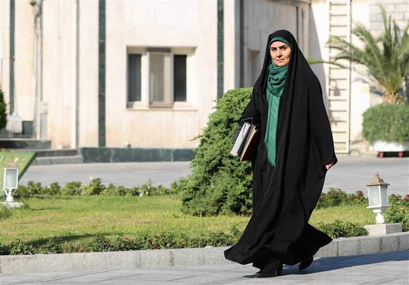 رشد 14 درصدی انتقال کالاهای اساسی از بنادر و گمرک‌ها