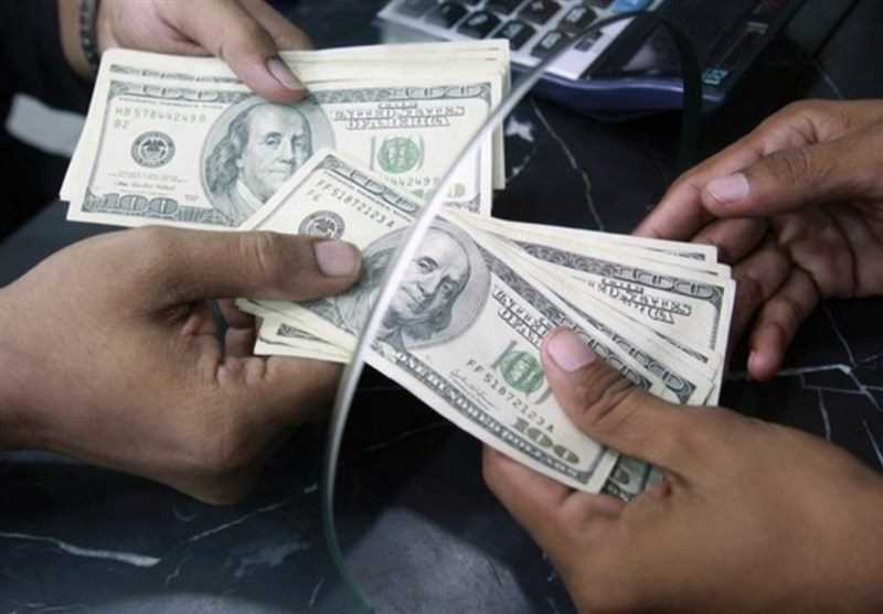 آغاز عرضه اسکناس در بانک‌ها/ خریداران ارز محتاط باشند